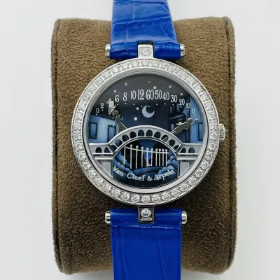 Van Cleef & Arpels watch Diameter: 38*8 mm