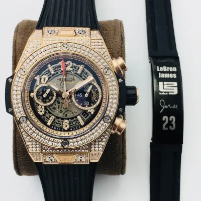 Hublot Big Bang watch Diameter: 45.5 mm