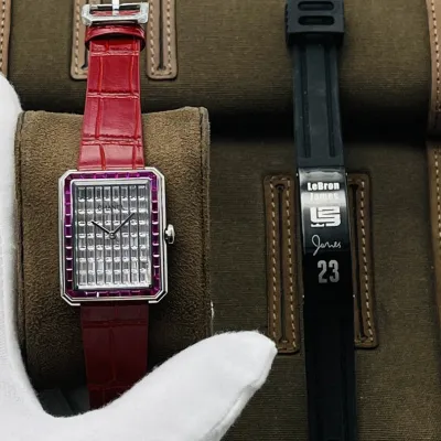 Chanel series watch diameter 26.7X34.6X7.33 mm
