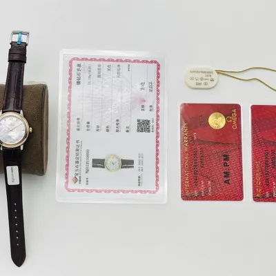 Omega Butterfly Watch Diameter: 27.4 mm