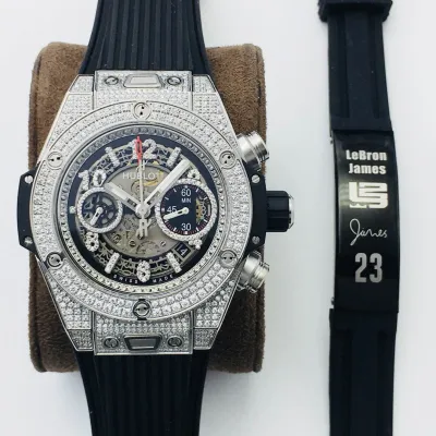 Hublot Big Bang watch Diameter: 45.5 mm