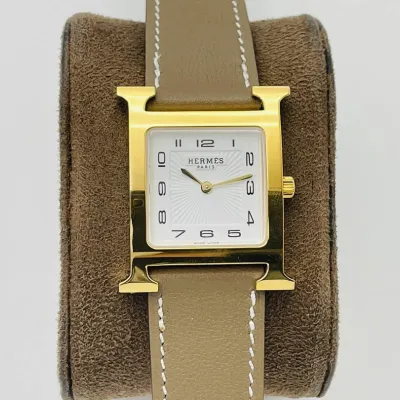 Hermes diamond series watch Size: 26X26MM