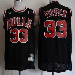 Chicago Bulls Scottie Pippen basketball jersey black