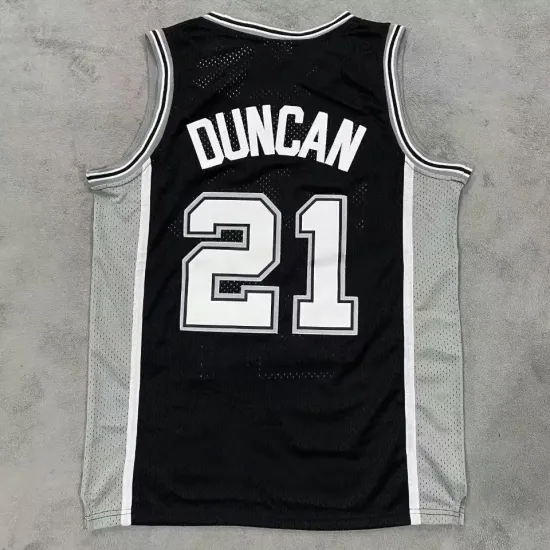 San Antonio Spurs  Tim Duncan basketball jersey black