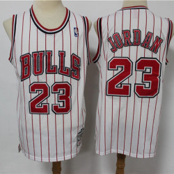 Chicago Bulls Michael Jordan basketball jersey white