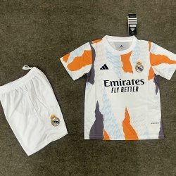 Kid Size Real Madrid CF 2025/26 football shirt shorts set