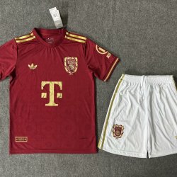 Adult Size Fußball-Club Bayern München 125 years edition 2025/26 home football shirt shorts set