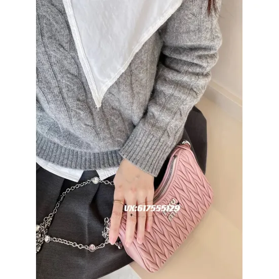 Matelassé Nappa Leather Shoulder Bag  Pink
