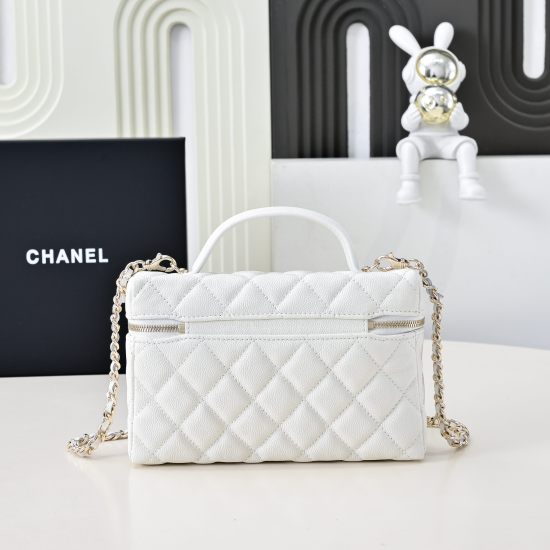 Chanel size :19cm 4505 Chanel size :19cm 4505