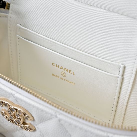 Chanel size :19cm 4505 Chanel size :19cm 4505