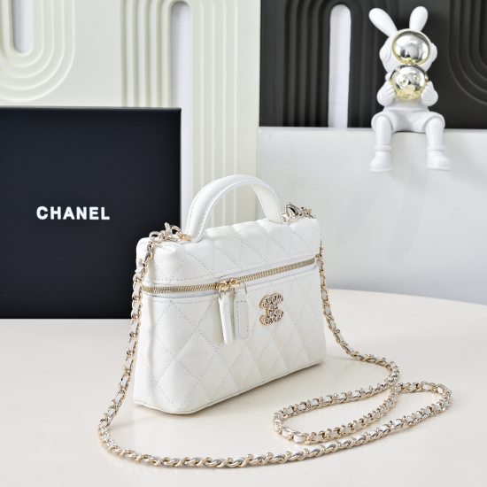 Chanel size ：19cm 4505