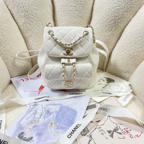Chanel size ：18×18×12cm   2908