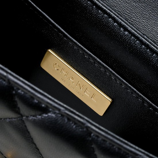 Chanel medium size:25-16-7cm5355