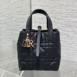 Dior Toujours  Vertical series small size:16×12×18cm
