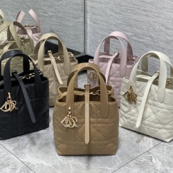 Dior Toujours  Vertical series small size:16×12×18cm