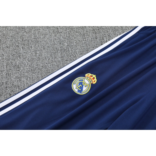 Chandal del Real Madrid blanco 2025