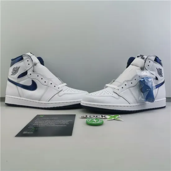 AIR JORDAN 1 RETRO HIGH OG “METALLIC NAVY” 555088-106