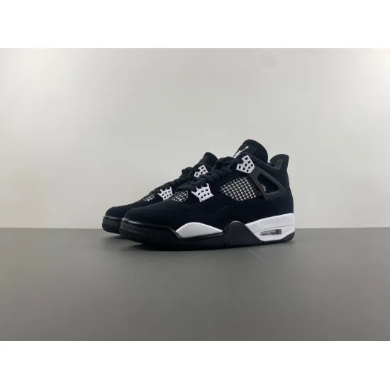 AIR JORDAN 4 RETRO 'WHITE THUNDER' FQ8138-001                                                              