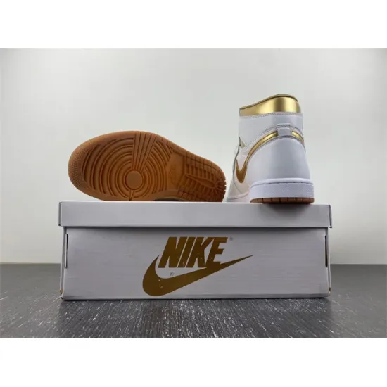 Jordan 1 Retro High OG Metallic Gold  FD2596-107
