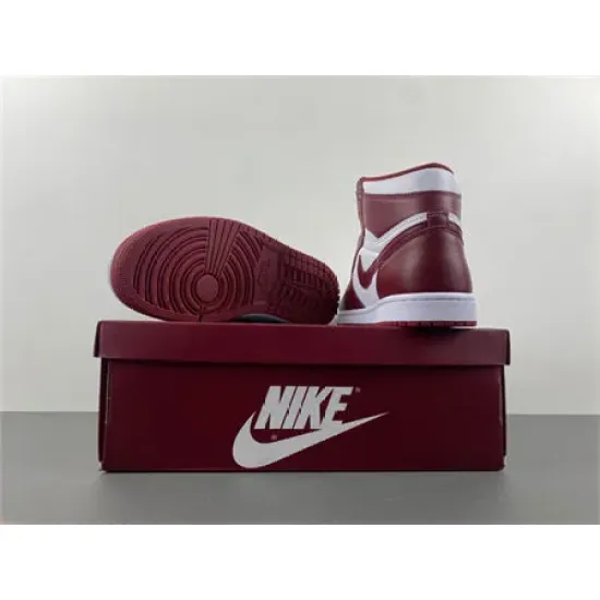 Air Jordan 1 High OG “Team Red”  DZ5485-160