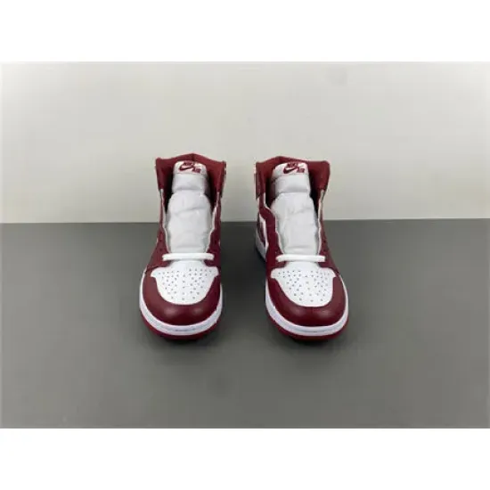 Air Jordan 1 High OG “Team Red”  DZ5485-160