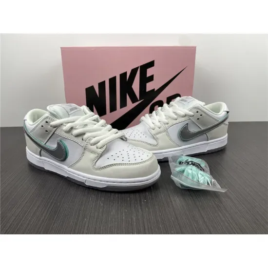 Dunk Low PRO OG SB BV1310-100