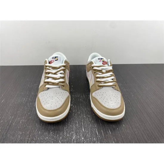 Dunk Low SE 85 DO9457-100