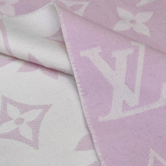 LV Jacquard texture 186*34cm 100% sheep wool