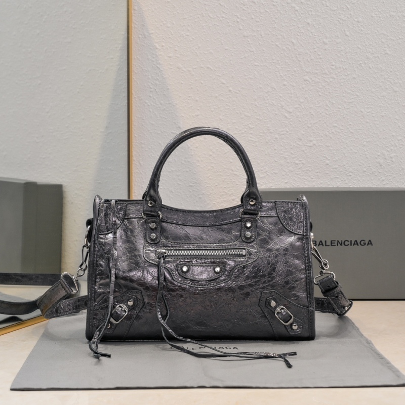 Balenciaga bag 330