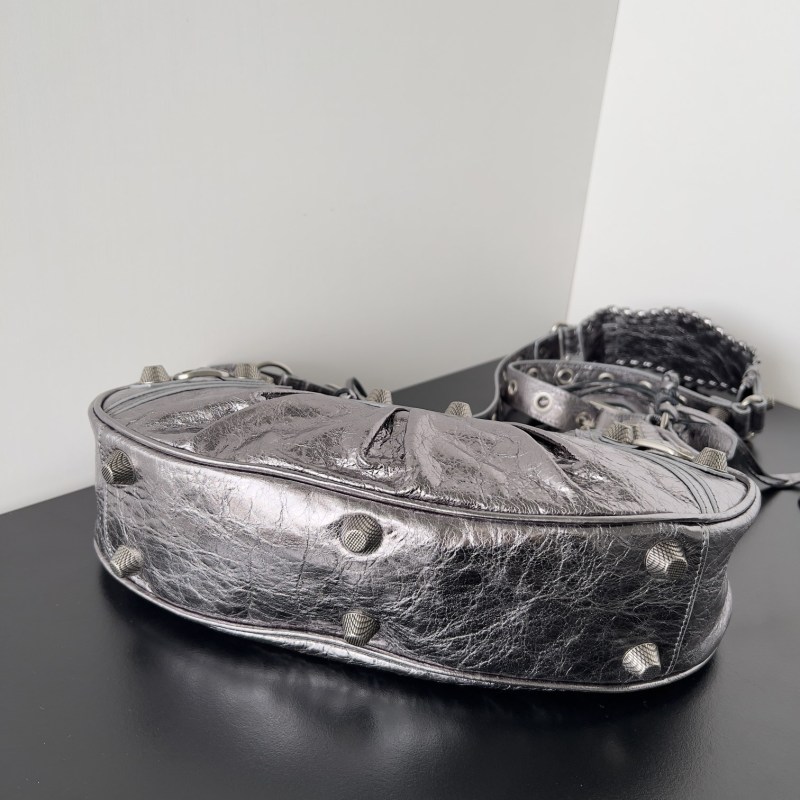 Balenciaga bag 332